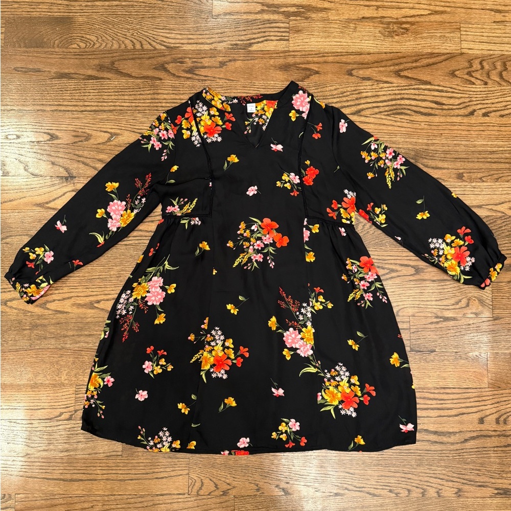 Old Navy Women’s Black Floral Long Sleeve Mini Dress – Medium